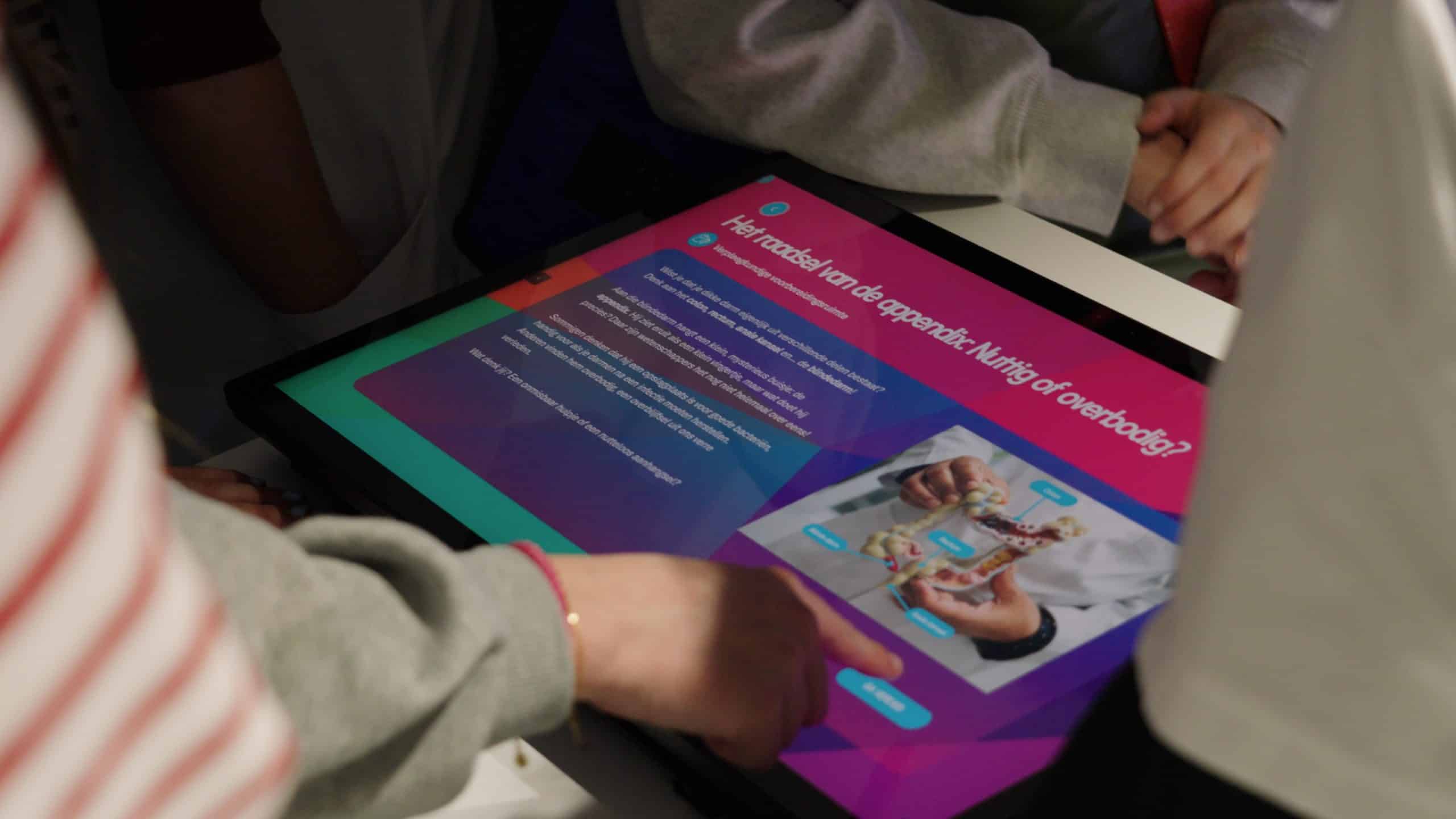 XperienceCare transforms healthcare communication through interactive, immersive 3D experiences designed for patients, healthcare staff, and future healthcare professionals. The platform combines customizable modules and ready-to-use solutions to make complex care processes clearer, more engaging, and easier to understand.